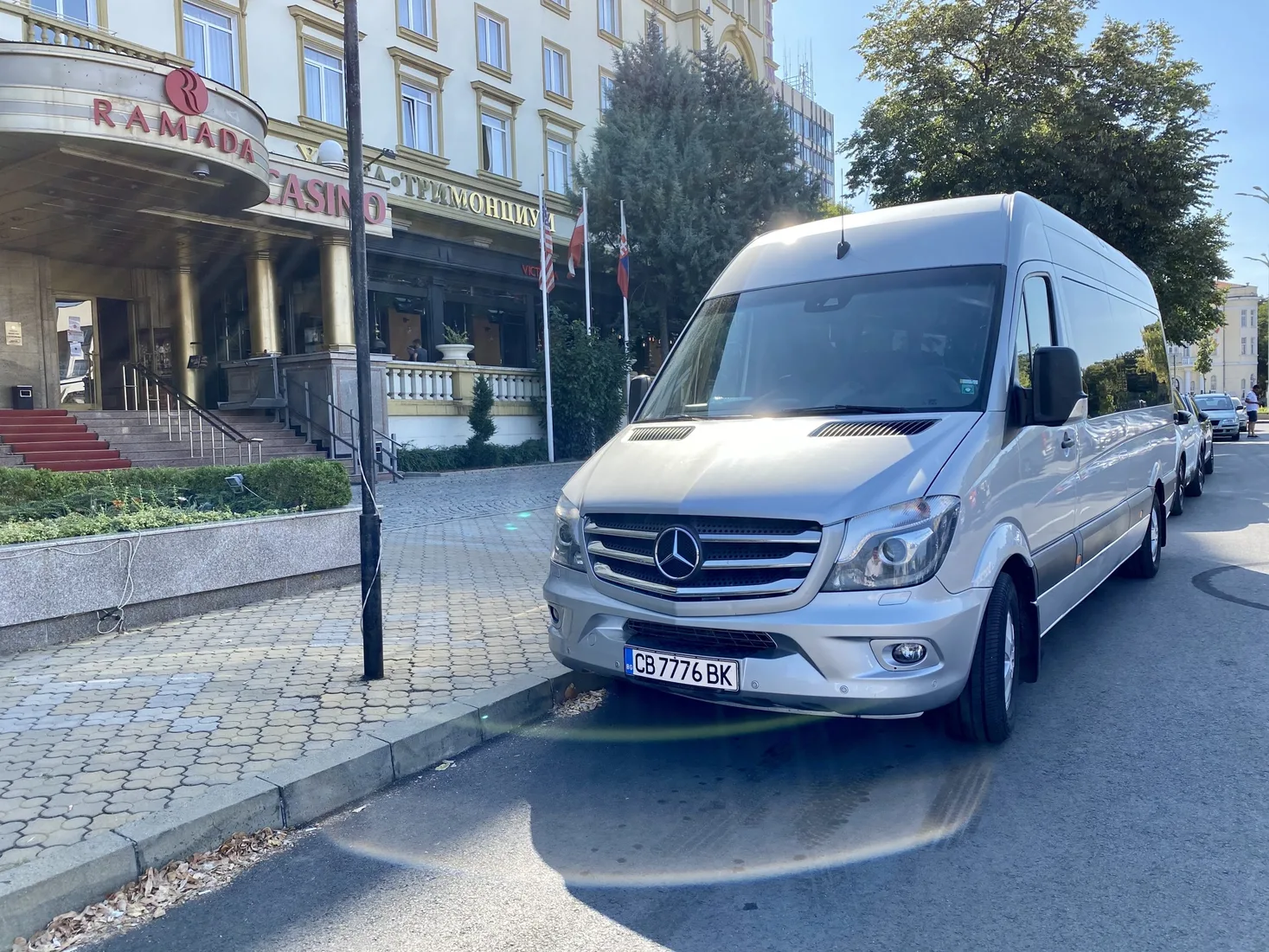 Mercedes-Benz Sprinter minibus