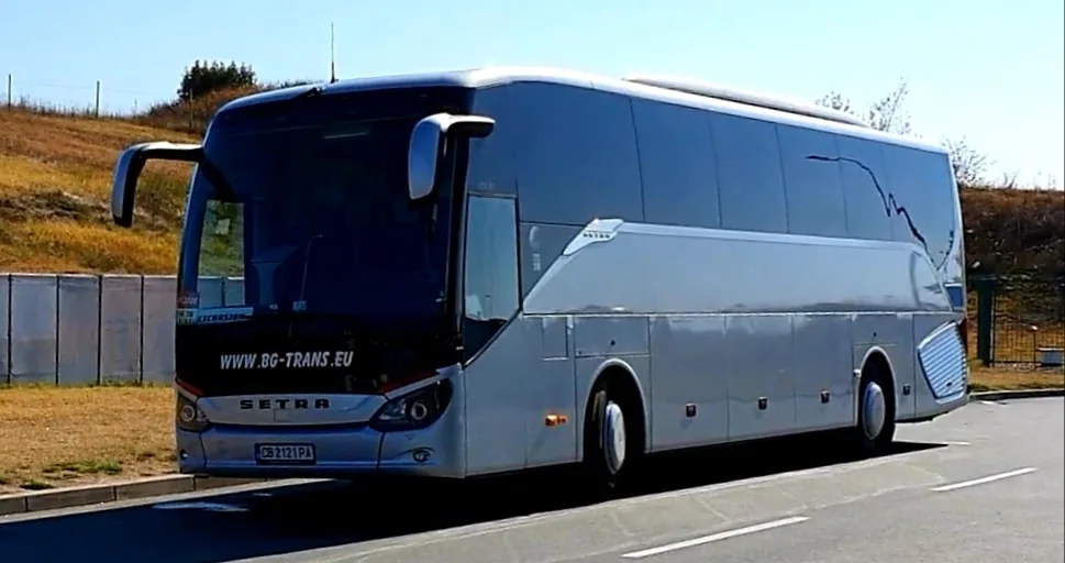 Setra S 515HD luxury coach for Sofia Airport transfers