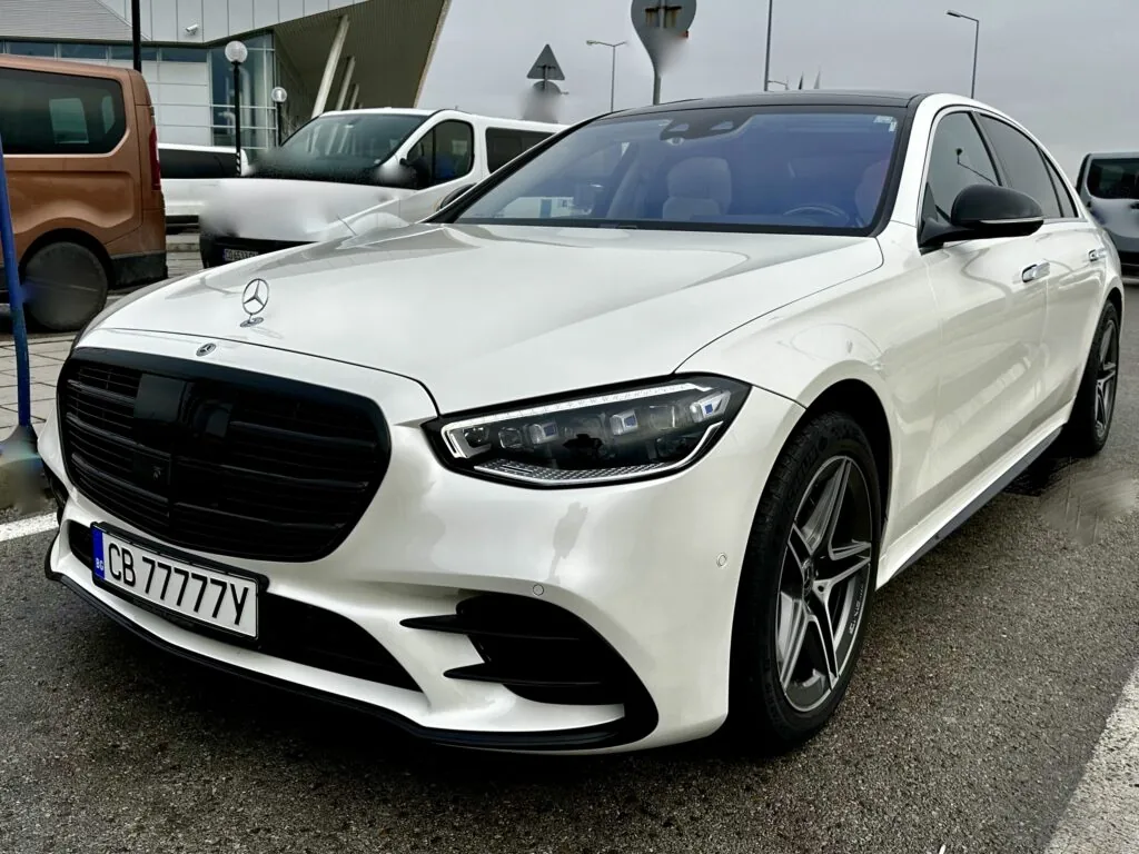 VIP chauffeur-driven Mercedes-Benz in Bulgaria